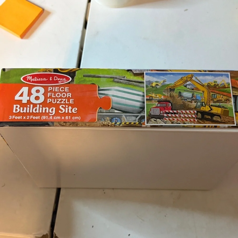 Melissa & Doug Building Site Puzzle with Yellow and Red Vehicles | EUC | Ages 4+